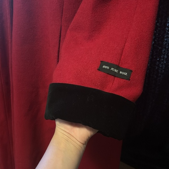 Donnybrook red and black 100% wool coat with genuine fur trim hood size 12 - Picture 5 of 11